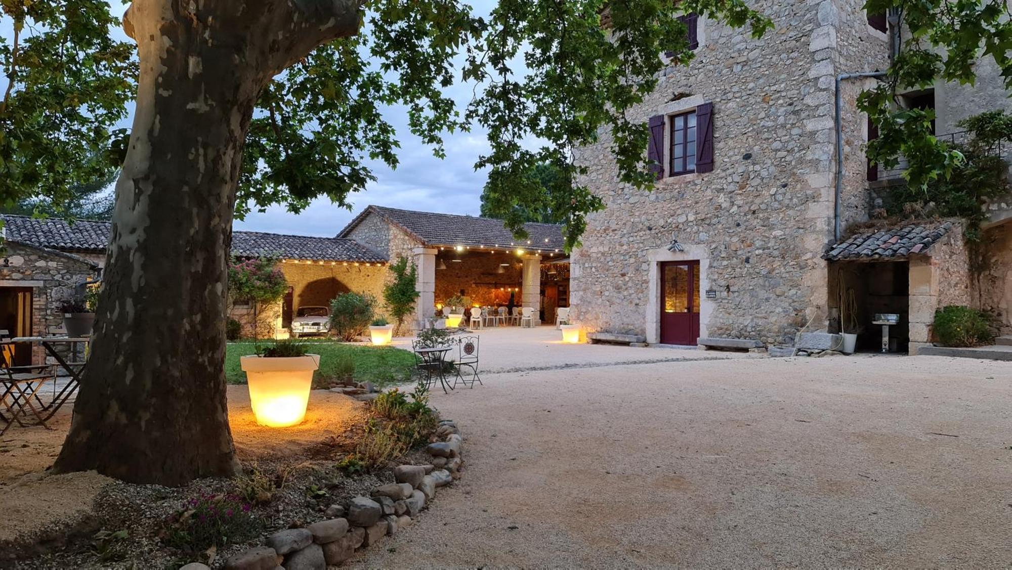 Gites Du Domaine Des Dames Vallon-Pont-d'Arc Ngoại thất bức ảnh