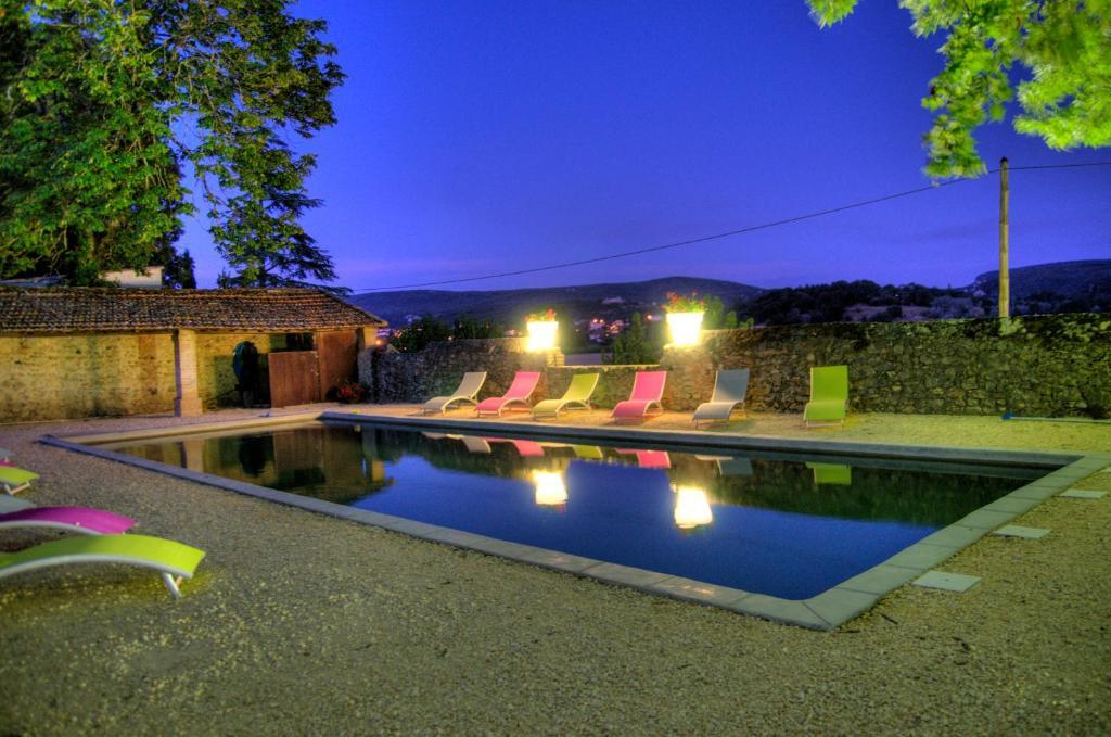 Gites Du Domaine Des Dames Vallon-Pont-d'Arc Phòng bức ảnh